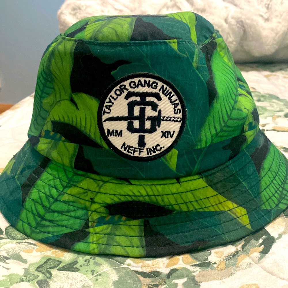 NEFF Taylor Gang Bucket Hat